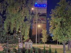 Szeroki kąt, obiektyw główny, zoom  Szeroki kąt, obiektyw główny, zoom