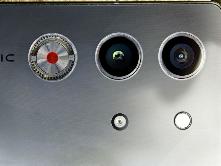 Nubia Red Magic 10 Pro - 3 aparaty foto i wiatrak