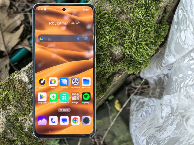 Realme 14 5G - jasny i kontrastowy AMOLED