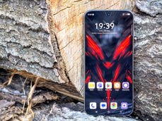 Vivo X300 Pro z każdej strony