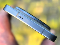 Vivo X300 Pro z każdej strony
