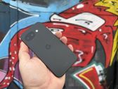 Odkryj niepowtarzalny design Google Pixel 10a na tle graffiti w naszej galerii zdjęć. Odkryj niepowtarzalny design Google Pixel 10a na tle graffiti w naszej galerii zdjęć.