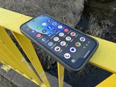 Odkryj stylowy design Google Pixel 10a w różnych otoczeniach i perspektywach. Odkryj stylowy design Google Pixel 10a w różnych otoczeniach i perspektywach.