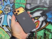 Zobacz, jak iPhone 17 Pro Max prezentuje się w artystycznym otoczeniu graffiti. Zobacz, jak iPhone 17 Pro Max prezentuje się w artystycznym otoczeniu graffiti.