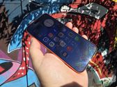 Zobacz, jak prezentuje się iPhone 17 Pro Max w unikalnym otoczeniu graffiti. Zobacz, jak prezentuje się iPhone 17 Pro Max w unikalnym otoczeniu graffiti.