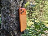 iPhone 17 Pro Max w naturalnym otoczeniu, idealnie łączący styl i funkcjonalność. iPhone 17 Pro Max w naturalnym otoczeniu, idealnie łączący styl i funkcjonalność.