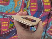 Realme 16 Pro+ w eleganckim złotym wykończeniu, idealnie komponuje się z niebanalnym tłem. Realme 16 Pro+ w eleganckim złotym wykończeniu, idealnie komponuje się z niebanalnym tłem.