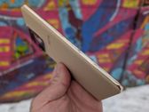 Realme 16 Pro+ w nowoczesnym wydaniu – stylowy design na tle graffiti. Realme 16 Pro+ w nowoczesnym wydaniu – stylowy design na tle graffiti.