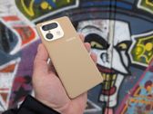 Realme 16 Pro+ w nowoczesnym wydaniu – stylowy design na tle graffiti. Realme 16 Pro+ w nowoczesnym wydaniu – stylowy design na tle graffiti.