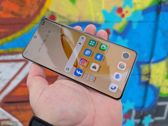 Realme 16 Pro+ w różnych sceneriach, podkreślający nowoczesny design i styl. Realme 16 Pro+ w różnych sceneriach, podkreślający nowoczesny design i styl.