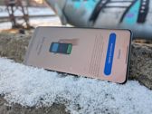 Realme 16 Pro+ zachwyca eleganckim designem w zimowym otoczeniu. Realme 16 Pro+ zachwyca eleganckim designem w zimowym otoczeniu.