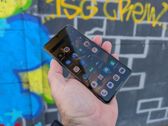 Odkryj elegancki design i funkcjonalność smartfona Motorola Signature w naszej galerii zdjęć. Odkryj elegancki design i funkcjonalność smartfona Motorola Signature w naszej galerii zdjęć.