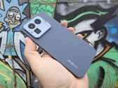 Realme GT8 Pro zachwyca wymiennymi osłonami kamery i nowoczesnym designem.