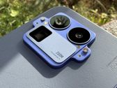 Realme GT8 Pro w różnych ujęciach, ukazujący nowoczesny design i stylowy wygląd.