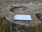Apple iPhone 16e w pięknych plenerach - zachwycający wygląd i unikalny design. Apple iPhone 16e w pięknych plenerach - zachwycający wygląd i unikalny design.