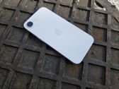 Apple iPhone 16e w plenerze - zachwycający design i funkcjonalność w każdej sytuacji. Apple iPhone 16e w plenerze - zachwycający design i funkcjonalność w każdej sytuacji.