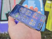 Apple iPhone 16e w plenerze - zachwycający design i funkcjonalność w każdej sytuacji. Apple iPhone 16e w plenerze - zachwycający design i funkcjonalność w każdej sytuacji.