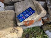 Zobacz, jak prezentuje się ekran Apple iPhone 16e w naturalnych plenerach. Zobacz, jak prezentuje się ekran Apple iPhone 16e w naturalnych plenerach.