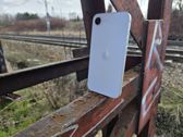 Zobacz szczegóły designu Apple iPhone 16e w naszej galerii zdjęć. Zobacz szczegóły designu Apple iPhone 16e w naszej galerii zdjęć.