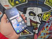 Honor Magic7 Pro łączy stylowy design z miejskim klimatem w każdej fotografii. Honor Magic7 Pro łączy stylowy design z miejskim klimatem w każdej fotografii.