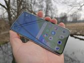 Xiaomi 15 w akcji - odkryj jego oszałamiający ekran i główne aplikacje. Xiaomi 15 w akcji - odkryj jego oszałamiający ekran i główne aplikacje.