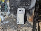 Odkryj wyjątkowy design Nothing Phone (4a) w naszej galerii zdjęć.
