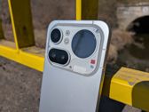 Zobacz, jak prezentuje się Nothing Phone (4a) Pro w różnych plenerowych ujęciach. Zobacz, jak prezentuje się Nothing Phone (4a) Pro w różnych plenerowych ujęciach.