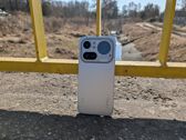 Zobacz, jak prezentuje się Nothing Phone (4a) Pro w różnych plenerowych ujęciach. Zobacz, jak prezentuje się Nothing Phone (4a) Pro w różnych plenerowych ujęciach.