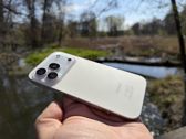 Honor 600 Pro w naturalnym otoczeniu - wyjątkowy design i możliwości fotograficzne. Honor 600 Pro w naturalnym otoczeniu - wyjątkowy design i możliwości fotograficzne.