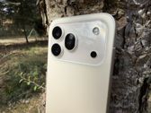 Honor 600 Pro w różnorodnych ujęciach podkreślających jego stylowy design. Honor 600 Pro w różnorodnych ujęciach podkreślających jego stylowy design.