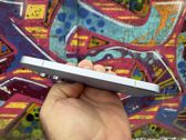 Oppo Reno15 Pro w nowoczesnym otoczeniu graffiti - design i styl w najlepszym wydaniu. Oppo Reno15 Pro w nowoczesnym otoczeniu graffiti - design i styl w najlepszym wydaniu.