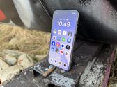 Oppo Reno15 Pro w nowoczesnym otoczeniu graffiti - design i styl w najlepszym wydaniu. Oppo Reno15 Pro w nowoczesnym otoczeniu graffiti - design i styl w najlepszym wydaniu.