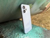 Oppo Reno15 Pro prezentuje nowoczesny design i unikalny styl w różnych sceneriach. Oppo Reno15 Pro prezentuje nowoczesny design i unikalny styl w różnych sceneriach.