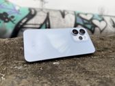 Oppo Reno15 Pro prezentuje nowoczesny design i unikalny styl w różnych sceneriach. Oppo Reno15 Pro prezentuje nowoczesny design i unikalny styl w różnych sceneriach.