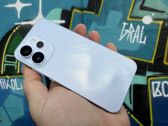 Oppo Reno15 Pro w efektownym otoczeniu, łącząc nowoczesny design z codziennym użytkowaniem. Oppo Reno15 Pro w efektownym otoczeniu, łącząc nowoczesny design z codziennym użytkowaniem.