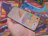 Realme 16 Pro 5G - nowoczesny design i elegancki wygląd w praktyce.
