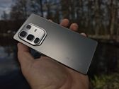 Infinix Note 50 Pro+ - elegancki design w naturalnym otoczeniu i w praktycznym użyciu. Infinix Note 50 Pro+ - elegancki design w naturalnym otoczeniu i w praktycznym użyciu.