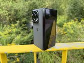 Motorola Razr Fold w naturalnych i eleganckich ujęciach – odkryj jego unikalny design. Motorola Razr Fold w naturalnych i eleganckich ujęciach – odkryj jego unikalny design.