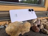 Redmi Note 17 Pro 5G w pięknych plenerach, podkreślający swój nowoczesny design. Redmi Note 17 Pro 5G w pięknych plenerach, podkreślający swój nowoczesny design.