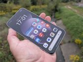 Odkryj elegancki design Redmi Note 17 Pro 5G w różnych ujęciach. Odkryj elegancki design Redmi Note 17 Pro 5G w różnych ujęciach.