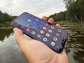 Google Pixel 11 Pro XL w naturalnym otoczeniu, ukazujący elegancki design i wyjątkowy wygląd. Google Pixel 11 Pro XL w naturalnym otoczeniu, ukazujący elegancki design i wyjątkowy wygląd.