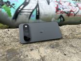 Zobacz, jak stylowo prezentuje się Google Pixel 11 Pro XL w różnych sceneriach. Zobacz, jak stylowo prezentuje się Google Pixel 11 Pro XL w różnych sceneriach.