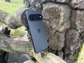 Design Google Pixel 11 Pro XL w plenerze oraz na różnych naturalnych tłach. Design Google Pixel 11 Pro XL w plenerze oraz na różnych naturalnych tłach.