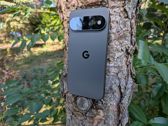 Google Pixel 11 Pro XL zachwyca designem w naturalnym otoczeniu i w rękach użytkownika. Google Pixel 11 Pro XL zachwyca designem w naturalnym otoczeniu i w rękach użytkownika.
