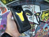 Ulefone Armor 34 Pro - wyjątkowy design w miejskim stylu i kolorowej scenerii.