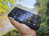 Zobacz, jak Ulefone Armor 34 Pro prezentuje się w pięknych plenerach nad jeziorem.