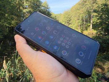 Ulefone Armor 34 Pro - odkryj imponujący ekran w każdym otoczeniu.