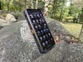 Ulefone Armor 34 Pro - wytrzymały smartfon, idealny do przygód w plenerze.
