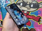 Ulefone Armor 34 Pro - wyjątkowy design uchwycony w dynamicznej scenerii graffiti.