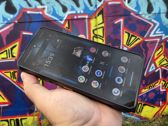 Ulefone Armor 34 Pro - wyjątkowy design uchwycony w dynamicznej scenerii graffiti.
